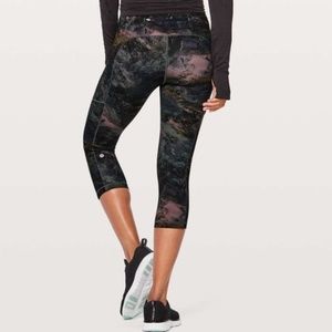 NWOT Lululemon Speed Up Crop 21" Radiant Multi 4